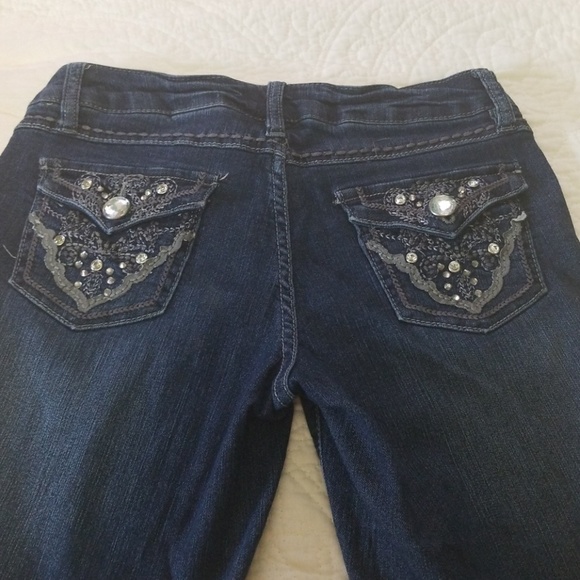 Capris - Picture 1 of 2